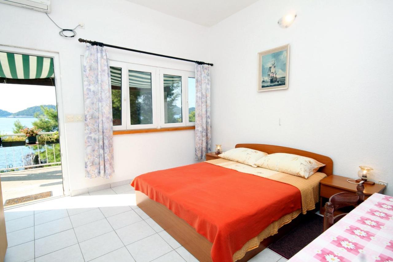 Apartments By The Sea Ubli, Lastovo - 8354 Uble المظهر الخارجي الصورة