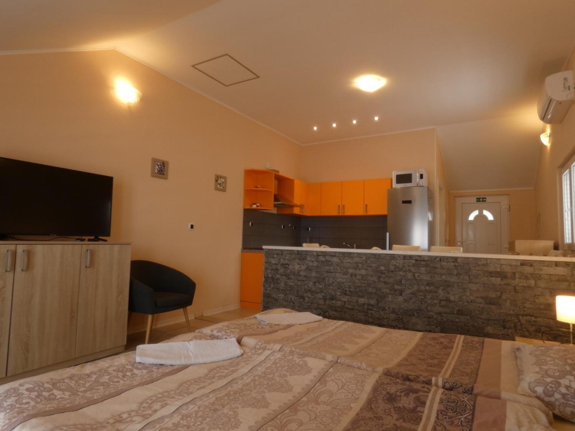 Apartments By The Sea Ubli, Lastovo - 8354 Uble الغرفة الصورة